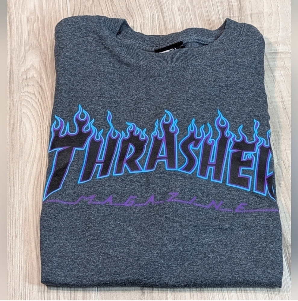Mens Thrasher T Shirt Size Medium Flames Gray Purple